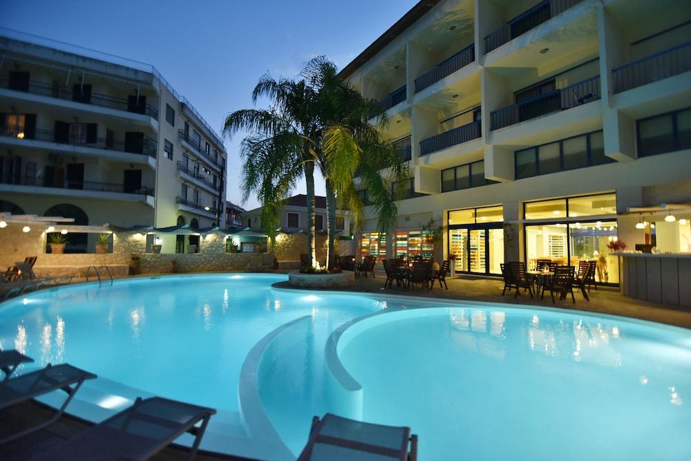Ionion Star Hotel Lefkada City Exterior photo